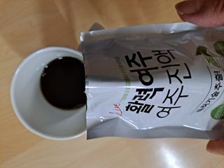 참유원 특허제조 활력 여주진액 여주즙 50포 — 5점을 준 리뷰어가 2022년 3월 올린 사용 사진