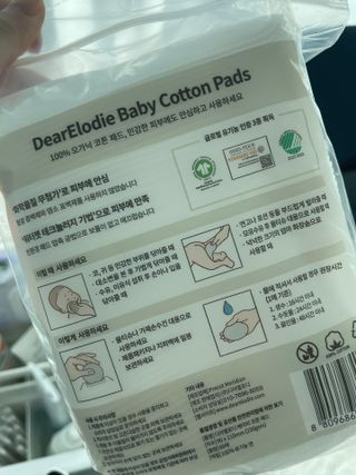 디어엘로디 프리미엄 유기농 유아 솜티슈 40매 3Pack +60매 1Pack 혼합형 — 5점을 준 리뷰어가 2021년 4월 올린 사용 사진