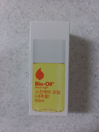 바이오오일 [바이오-오일] 스킨케어 오일 내추럴 60ml — 5점을 준 리뷰어가 2021년 6월 올린 사용 사진