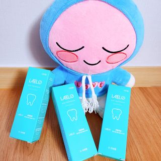 치과에서 쓰는 치약 _ 라벨제로 저불소 꼬마, 키즈, 유아, 베이비, 주니어 안전한 어린이치약 — 5점을 준 리뷰어가 2022년 10월 올린 사용 사진