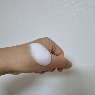 아이디플라코스메틱 아이디 브이로직 마이너스 필링 토너 110ml — 5점을 준 리뷰어가 2022년 1월 올린 사용 사진