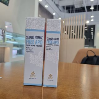 조아산코스메틱 승비 에센스 프리아포 오리엔탈 허브 크림 + 승비 에센스 프리아포 오리엔탈 허브 스킨 SET — 5점을 준 리뷰어가 2022년 5월 올린 사용 사진