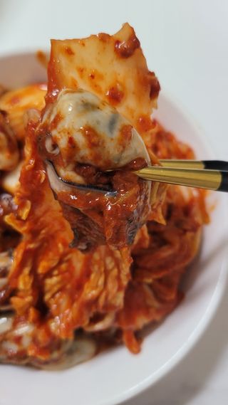 셰프애찬 별미김치 굴겉절이 1kg — 5점을 준 리뷰어가 2022년 12월 올린 사용 사진