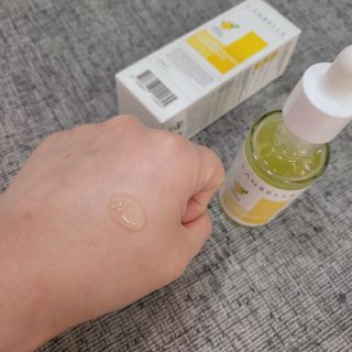 랑벨 비타 에너지 잡티 앰플 50ml 고농축 비타민, 저자극, 수분 촉촉, 미백 앰플 — 4점을 준 리뷰어가 2022년 3월 올린 사용 사진