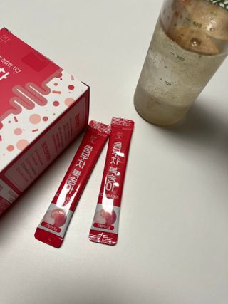 참앤들황토농원 7가지 맛! 탄산 톡톡! 스파클링! 데이앤 콤부차 7종 10포 1박스씩 ★총 7박스★ — 5점을 준 리뷰어가 2023년 2월 올린 사용 사진
