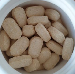 프리마인 평생 써야하는 관절의 건강을 위한 완벽설계 솔루션 관절n마디케어 플러스 120정 — 3점을 준 리뷰어가 2021년 10월 올린 사용 사진