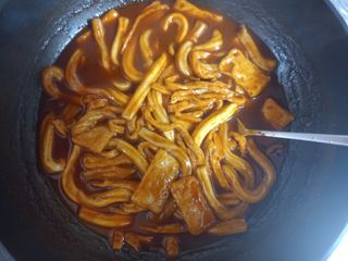 [푸딩팩토리] 즉석누들떡볶이 540g + 대구전통 납작만두 260g — 5점을 준 리뷰어가 2022년 12월 올린 사용 사진