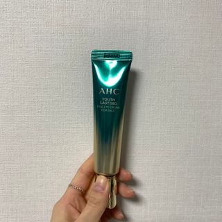 [NEW 탄력유턴 아이크림] AHC 유스 래스팅 리얼 아이크림 포 페이스 — 5점을 준 리뷰어가 2021년 3월 올린 사용 사진