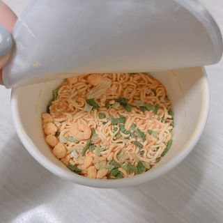 NISSIN 닛신 컵누들  4종 - 씨푸드오리지날, 씨푸드 스파이시, 씨푸드 커리, 씨푸드 XO소스 — 5점을 준 리뷰어가 2022년 12월 올린 사용 사진