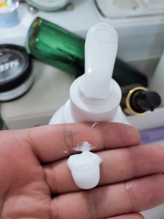[닥터문] 프리미엄 알로에베라 선크림 500ml — 5점을 준 리뷰어가 2022년 7월 올린 사용 사진