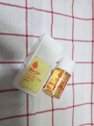 바이오오일 [바이오-오일] 스킨케어 오일 내추럴 60ml — 5점을 준 리뷰어가 2021년 5월 올린 사용 사진