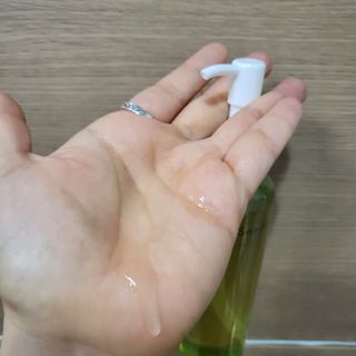 스킨큐어 산다화 순한 클렌징 동백 오일 200ml — 5점을 준 리뷰어가 2023년 3월 올린 사용 사진