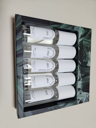 디어포레스트 [5개세트] 숲속의 하루 패브릭미스트 (섬유향수/ 룸스프레이) 50ml 5개 — 5점을 준 리뷰어가 2022년 9월 올린 사용 사진