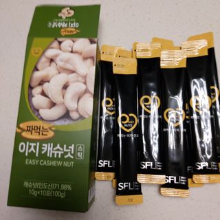 짜먹는 이지견과 짜먹는 이지아몬드, 짜먹는 이지허니피넛, 짜먹는 이지캐슈넛 각 10g X  10포 — 4점을 준 리뷰어가 2021년 1월 올린 사용 사진