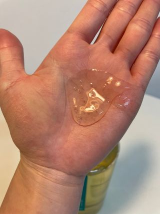 닥터시드 페퍼민트 앤 레몬 비건 비듬케어 쿨 탈모 샴푸 (1000ml) — 5점을 준 리뷰어가 2024년 2월 올린 사용 사진