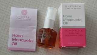 유니베르소 로즈힙 오일 15ml — 5점을 준 리뷰어가 2021년 7월 올린 사용 사진