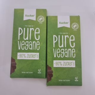 당류2g 자일리톨로 단맛을낸 슈카 퓨어비건 무설탕초콜릿 Xucker vegan 2개입 — 5점을 준 리뷰어가 2021년 4월 올린 사용 사진