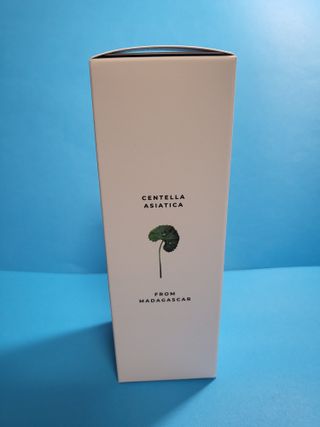 스킨1004 [SKIN1004] 마다가스카르 센텔라 라이트 클렌징 오일 200ml — 5점을 준 리뷰어가 2024년 7월 올린 사용 사진