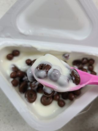 매일바이오 토핑요거트 — 5점을 준 리뷰어가 2021년 5월 올린 사용 사진