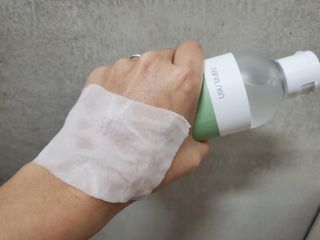 나나스킨 하이드로릴렉싱토너 — 5점을 준 리뷰어가 2021년 4월 올린 사용 사진