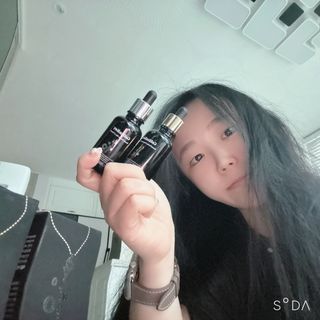 코매료 셀인키 리바이탈 퍼펙트 세럼 2종(천연오일100프로+순수비타민c150,000ppm) — 4점을 준 리뷰어가 2024년 2월 올린 사용 사진