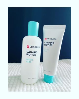 리더스코스메틱 리더스 카밍 바이오틱스 #1등 진정 기획세트 [에센스 워터150ml + 크림 마스크80ml] — 5점을 준 리뷰어가 2022년 9월 올린 사용 사진