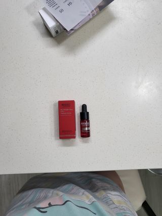 피지오겔 사이언수티컬즈 더 링클-스탑 백 앰플 세럼 — 5점을 준 리뷰어가 2022년 4월 올린 사용 사진