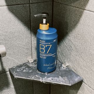 [포레스트스토리] 탈모증상완화 샴푸 1,000ml — 5점을 준 리뷰어가 2022년 8월 올린 사용 사진