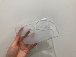 아이디플라코스메틱 아이디 페이스핏 플러스 패치 v2 — 3.5점을 준 리뷰어가 2021년 5월 올린 사용 사진