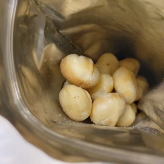 도이퉁 마카다미아 넛 90g  로얄 마카넛 오리지널 쏠트 허니 — 4점을 준 리뷰어가 2021년 3월 올린 사용 사진