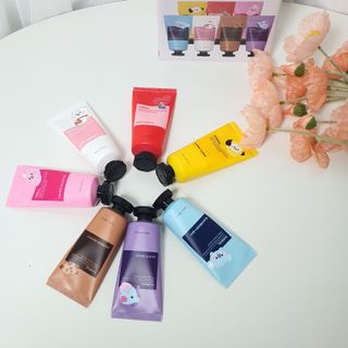 쿤달 BT21 시어버터 앤 마카다미아 퓨어 핸드크림 50ml 7구 기프트 세트 — 5점을 준 리뷰어가 2021년 3월 올린 사용 사진