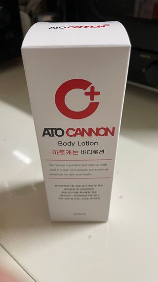 아토캐논(ATO CANNON) 아토캐논 고보습 바디로션 200ml — 5점을 준 리뷰어가 2022년 12월 올린 사용 사진