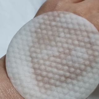 [포잇] 카카두허니씨 미백 톤업패드 190ml 60매 *1개 — 5점을 준 리뷰어가 2023년 1월 올린 사용 사진