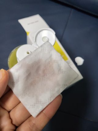 랑벨 내츄럴 딥 립앤아이 리무버 210ml — 5점을 준 리뷰어가 2022년 6월 올린 사용 사진