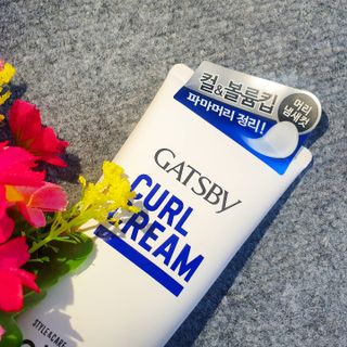 [갸스비] 곱슬 머리부터 파마까지 남자의 컬을 위한 갸스비 컬크림 — 4.5점을 준 리뷰어가 2021년 10월 올린 사용 사진