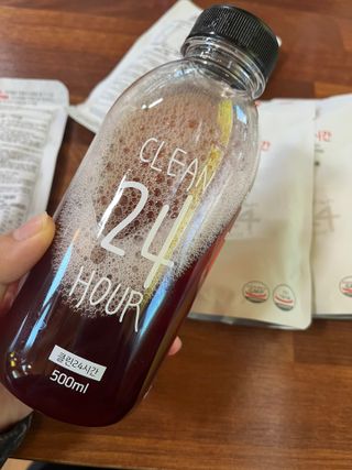 클린24시간 1BOX(5포) + 전용보틀(500ml) — 5점을 준 리뷰어가 2022년 10월 올린 사용 사진