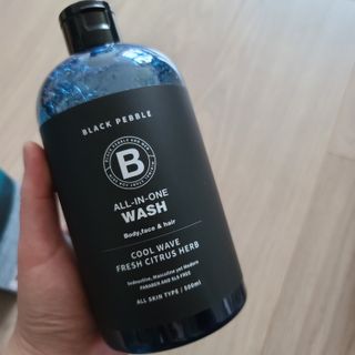 블랙페블 올인원 워시 쿨 웨이브 500ml — 5점을 준 리뷰어가 2021년 5월 올린 사용 사진