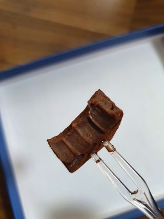 연말/새해선물 요즘 트렌드 오트밀크 생초콜릿 호불호 없는 카카올라 Bast 밀크생초콜릿 — 5점을 준 리뷰어가 2021년 10월 올린 사용 사진