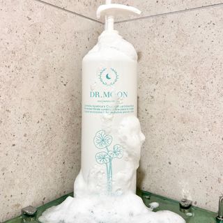 [닥터문] 센텔라 시카케어 화이트머스크 바디워시 1000ml — 5점을 준 리뷰어가 2024년 8월 올린 사용 사진