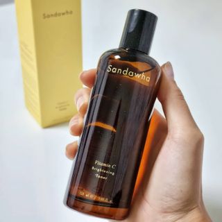 스킨큐어 산다화 비타민c 화이트닝 토너 150ml — 5점을 준 리뷰어가 2021년 12월 올린 사용 사진