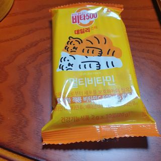 광동생활건강 프리 [광동] VB와 VC를 함유한 멀티 비타민 비타 500 데일리 스틱 180포 — 5점을 준 리뷰어가 2022년 6월 올린 사용 사진