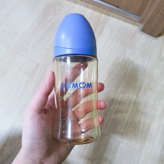 유비맘 PPSU 젖병 노꼭지_260ml_컬러 랜덤 발송 — 5점을 준 리뷰어가 2020년 12월 올린 사용 사진