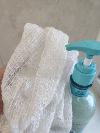 벨먼 내추럴스파 수분광채 스크럽 바디워시 600ml 5종 — 5점을 준 리뷰어가 2022년 5월 올린 사용 사진