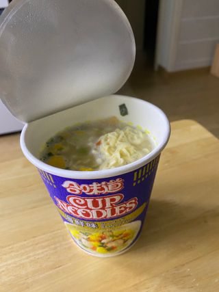 NISSIN 닛신 컵누들  4종 - 씨푸드오리지날, 씨푸드 스파이시, 씨푸드 커리, 씨푸드 XO소스 — 4점을 준 리뷰어가 2022년 12월 올린 사용 사진