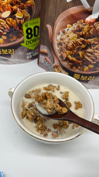 맛있게 먹어도 당 1g 대, 오!그래놀라 저당 통보리 — 5점을 준 리뷰어가 2025년 1월 올린 사용 사진