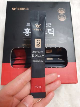 [푸름웰니스] 프리미엄 6년근 홍삼스틱 3mg x 100포 — 5점을 준 리뷰어가 2022년 3월 올린 사용 사진