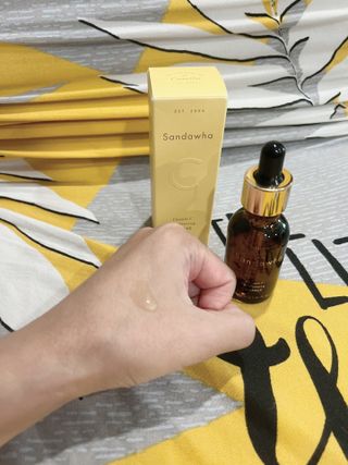 스킨큐어 산다화 비타민c 화이트닝 에센스 30ml — 5점을 준 리뷰어가 2023년 9월 올린 사용 사진