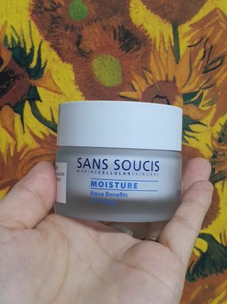 산수시 아쿠아 베네핏 24h 수부지 물광 속건조 수분크림 50ml — 5점을 준 리뷰어가 2021년 6월 올린 사용 사진