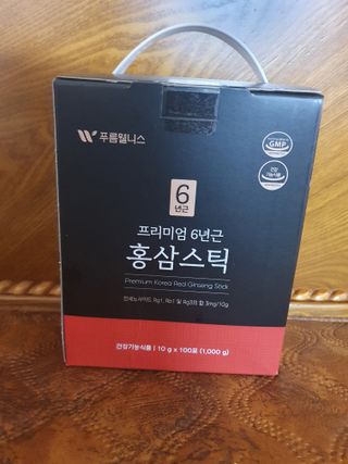[푸름웰니스] 프리미엄 6년근 홍삼스틱 3mg x 100포 — 5점을 준 리뷰어가 2022년 4월 올린 사용 사진