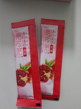 헬스업_쁘띠쁘띠석류콜라겐젤리_20g x 14포 — 5점을 준 리뷰어가 2021년 1월 올린 사용 사진